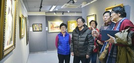 南开区迎新春2017美术作品展在群众艺术馆开幕