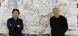 天津著名画家张佩钢、李学亮联袂创作大幅国画作品《虎踏林雪待春风》