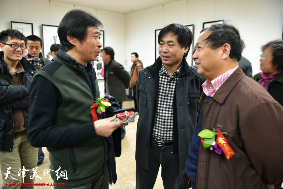 碑学巨匠孙伯翔在天津荣宝斋展示“正大气象”