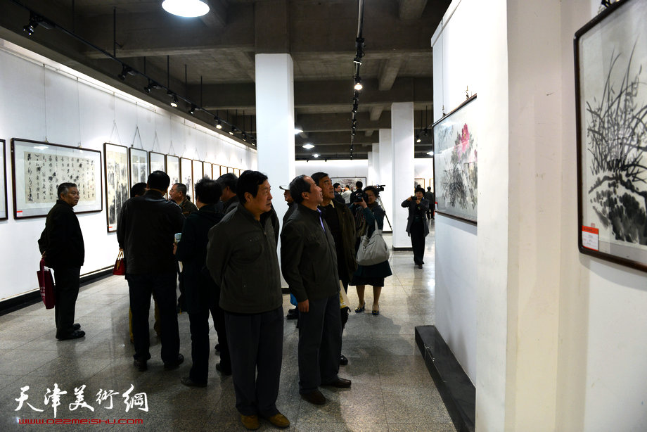 “韩水瑶光—潮籍书画家作品展”4月28日在6号院展馆展馆盛大开幕。