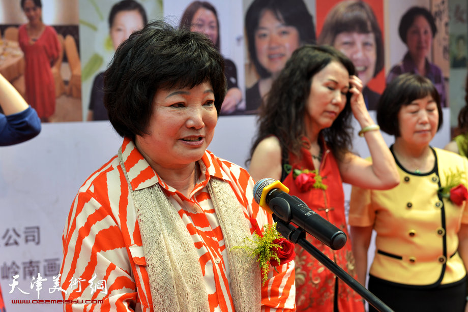 主办单位香港禅艺画院主席陈筱容女士致辞