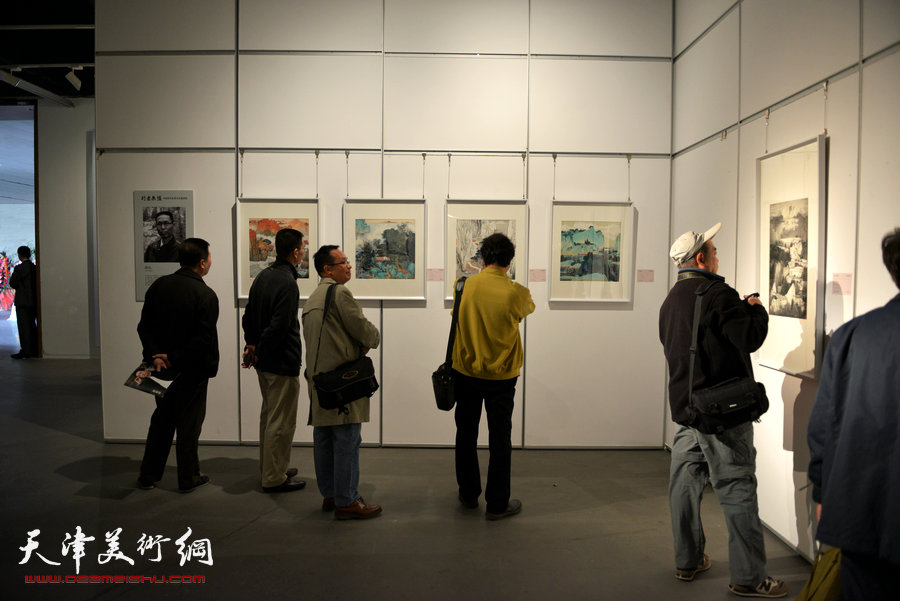 《行者无疆——中国当代水墨名家邀请展》11月5日在天津美术馆开幕。图为展览现场。