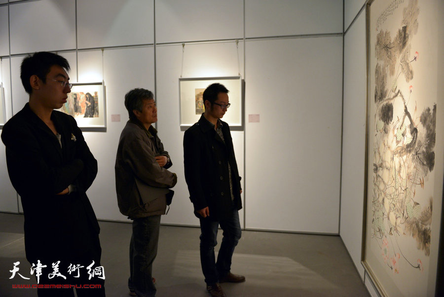 《行者无疆——中国当代水墨名家邀请展》11月5日在天津美术馆开幕。图为展览现场。