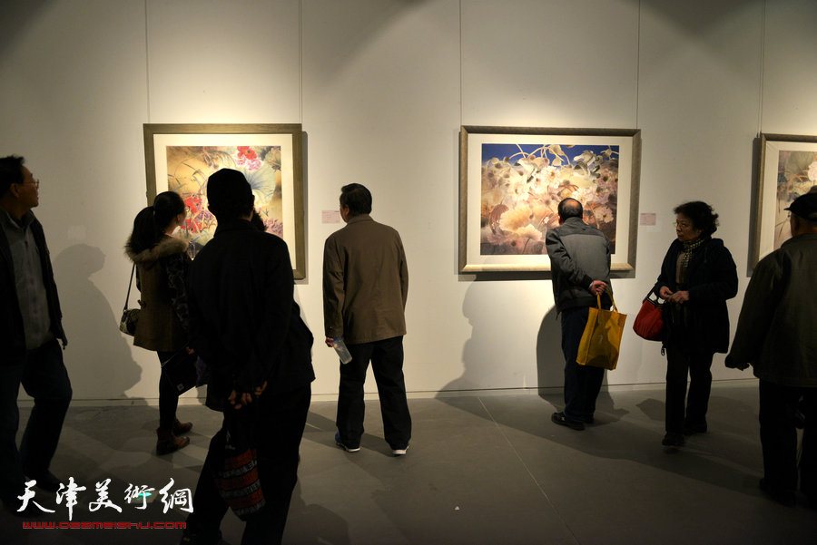 《行者无疆——中国当代水墨名家邀请展》11月5日在天津美术馆开幕。图为展览现场。