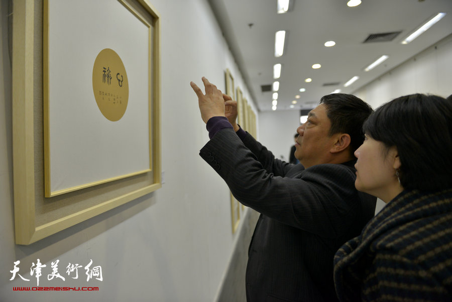 风晴·师范—天津美院国画系青年教师作品展开幕，图为展览现场。