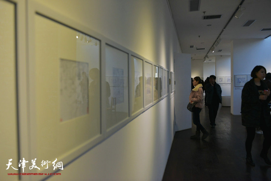 尚金凯“都市寻梦”城市艺术沙龙展在梅江国际艺术馆展出，图为画展现场。