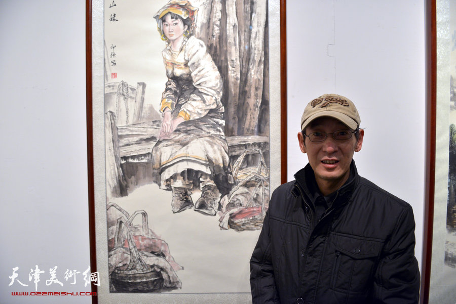 “津门画语”津门书画院第四届年展1月7日开幕，图为王印强在画展上。