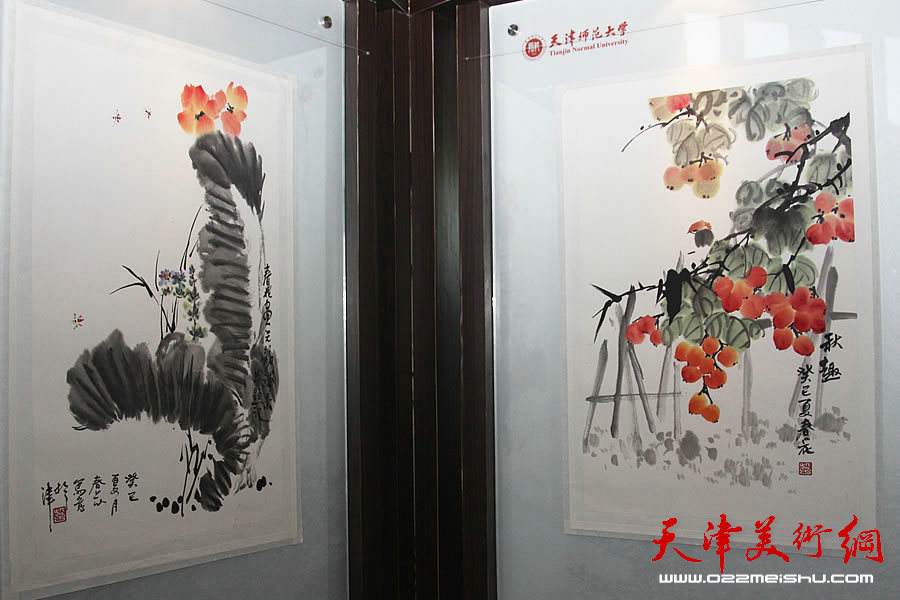 “春花·求是”訾春花书画展在天津师大开展。