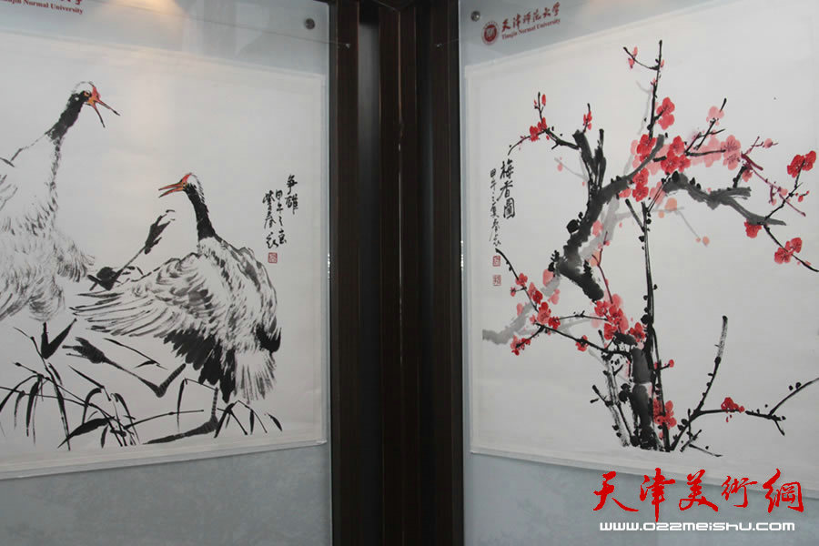 “春花·求是”訾春花书画展在天津师大开展。