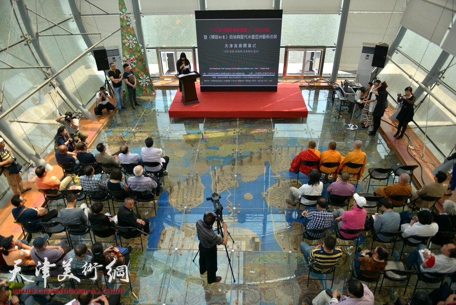 “禅语幻象·田旭桐当代水墨亚洲艺术巡展”天津站17日在天津梅江国际艺术馆启幕。