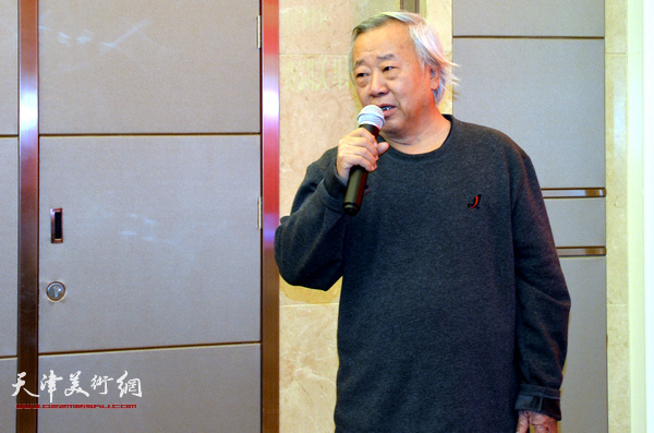 天津工艺美术学院教授阮克敏到场致贺。