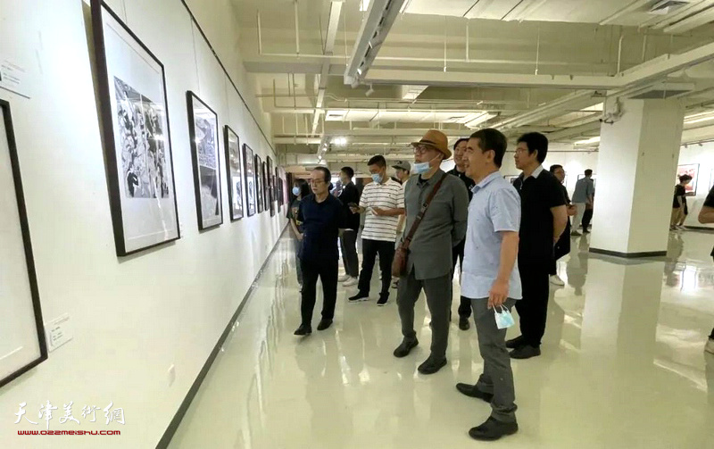 第五届全国高校插图艺术作品展暨第二届全国高校书籍装帧艺术展