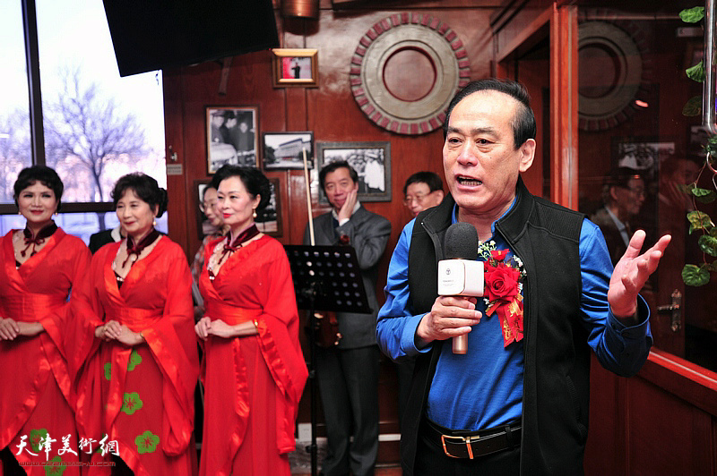 天津市人大常委会原办公厅副主任杨福春致辞。